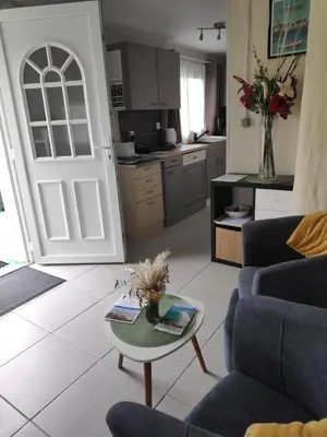 Cuisine ou kitchenette dans l'établissement KASTELL MOR - SANTEC - proximité ROSCOFF
