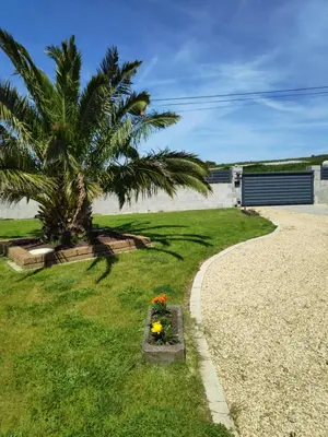 Jardin de l'établissement Kastell-Mor 2 chambre d'hôtes à Santec