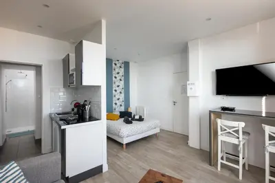 Cuisine ou kitchenette dans l'établissement Le Camfrout