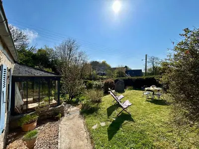 Jardin de l'établissement Pretty charming Breton cottage for 4 people