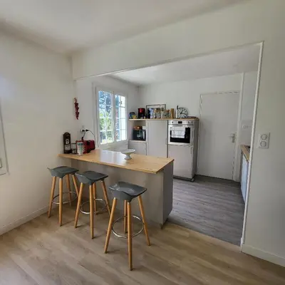 Cuisine ou kitchenette dans l'établissement 