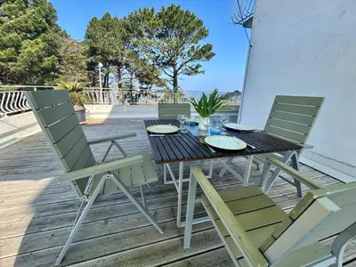 Plan de l'établissement Seafront flat with indoor pool with stunning views