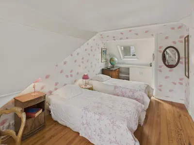 Cuisine ou kitchenette dans l'établissement Maison à 30m de la plage - Grand Jardin - pour 6