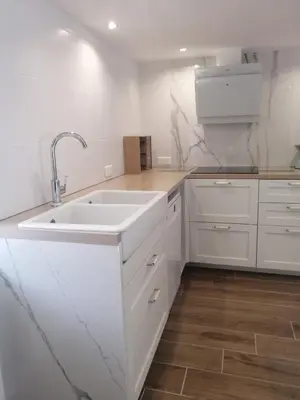 Cuisine ou kitchenette dans l'établissement Villa des Agapanthes