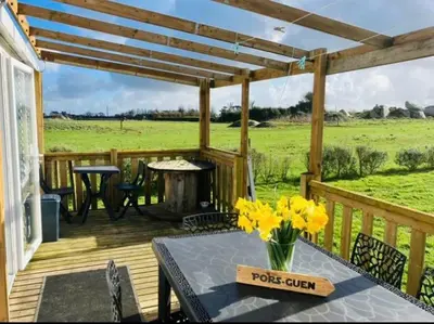 Jardin de l'établissement Mobil Home à 100m de la mer sur terrain privé