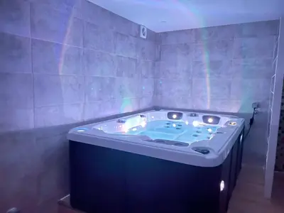 Plan de l'établissement Maison avec spa