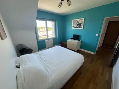 Un ou plusieurs lits dans un hébergement de l'établissement Maison spacieuse Morgat Vue mer imprenable 5 chambres, terrasse XXL