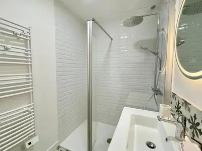 Salle de bains dans l'établissement Gîte Clapo'ty