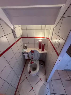 Salle de bains dans l'établissement Maison familiale à Morgat, jardin clos, à 2 minutes de la plage