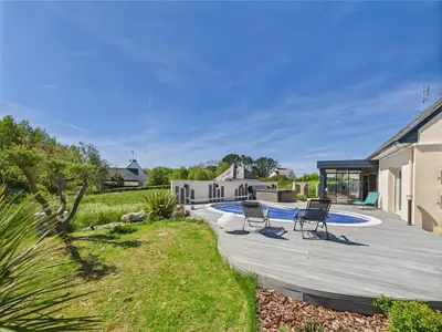 Jardin de l'établissement Piscine, jacuzzi et grande terrasse pour 7