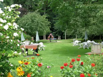 Jardin de l'établissement Kergarec gite H