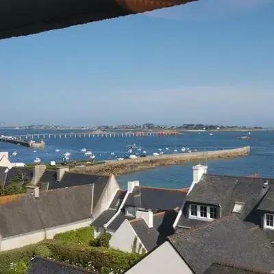 T1 vue mer roscoff et île de Batz