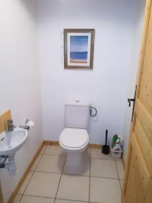 Salle de bains dans l'établissement Moros