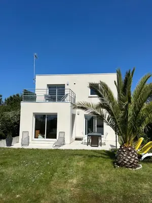 Jardin de l'établissement Maison d'architecte à Morgat