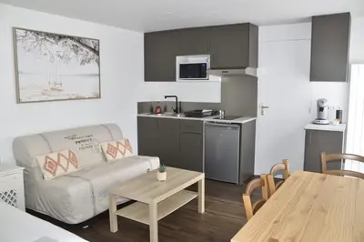 Cuisine ou kitchenette dans l'établissement Zen Cottage - Centre ville