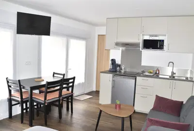 Cuisine ou kitchenette dans l'établissement Zen Cottage - Centre ville
