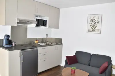 Cuisine ou kitchenette dans l'établissement Zen Cottage - Centre ville