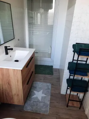 Salle de bains dans l'établissement Rent studio 25 m2 city center, Brest
