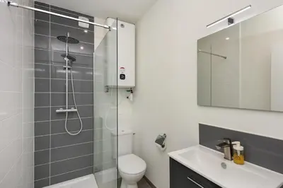 Salle de bains dans l'établissement T2 Kig Ha Farz