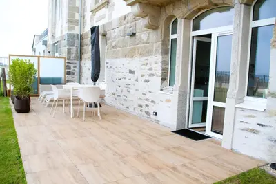 Balcon ou terrasse dans l'établissement Azea, les pieds dans l'eau
