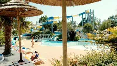 Piscine de l'établissement Camping de La Piscine ou située à proximité