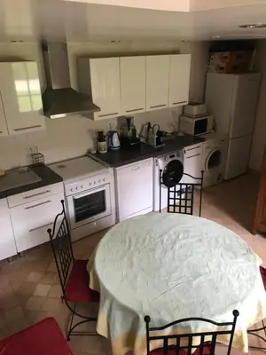 Cuisine ou kitchenette dans l'établissement Chambres d'hôtes à Keraudy