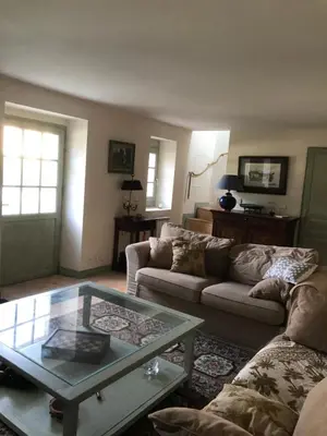 Coin salon dans l'établissement Chambres d'hôtes à Keraudy