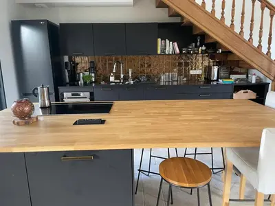 Cuisine ou kitchenette dans l'établissement La campagne à la mer !