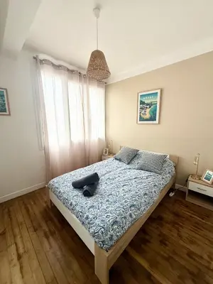 Un ou plusieurs lits dans un hébergement de l'établissement Appartement avec chambre séparée Brest centre ville