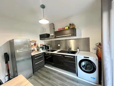 Cuisine ou kitchenette dans l'établissement La parenthèse marine -Avec jardin et proche plages