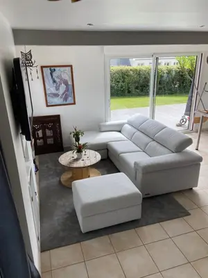 Coin salon dans l'établissement La cabane de la baie