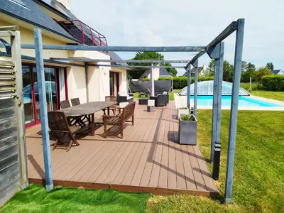 Piscine de l'établissement Grande maison familiale ou située à proximité
