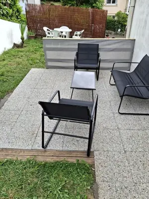 Jardin de l'établissement Appartements rénové a neuf au rez de chaussé de notre maison