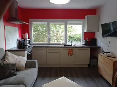 Cuisine ou kitchenette dans l'établissement Beau studio rez de chaussée