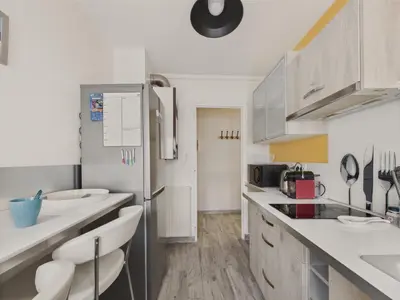 Cuisine ou kitchenette dans l'établissement Appartement pour 2 en plein centre ville