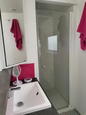 Salle de bains dans l'établissement Ty-koad