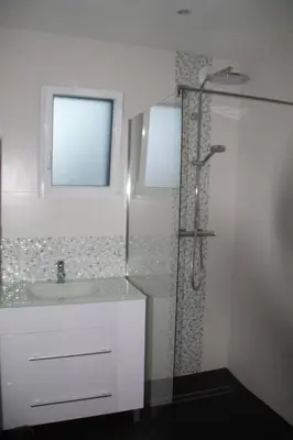 Salle de bains dans l'établissement Le bout du monde avec tout à proximité