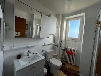 Salle de bains dans l'établissement Villa Auguste chambres d'hôtes