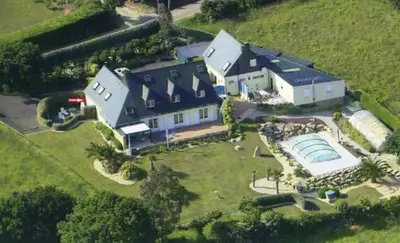 Piscine de l'établissement Bretagne FeWo Menhir für 2 Personen, no Kids ou située à proximité