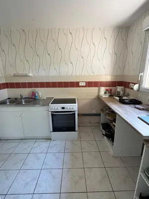 Cuisine ou kitchenette dans l'établissement Maison 3 chambres