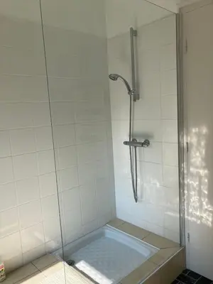 Salle de bains dans l'établissement An Distro Pesketa