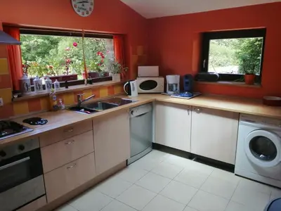 Cuisine ou kitchenette dans l'établissement Gîte du Moulin de Brendouez