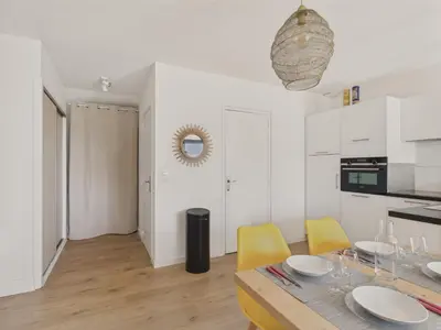 Cuisine ou kitchenette dans l'établissement 300 m de la plage - Appart pour 4 avec balcon