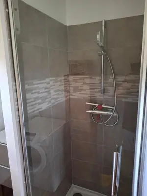 Salle de bains dans l'établissement Gîte ty Marie à Benodet