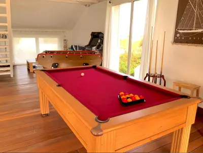Billard dans l'établissement Villa Amiets