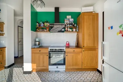 Cuisine ou kitchenette dans l'établissement Letty Glaz, Plage à 300 m, Piscine 29 degrés, Calme - Stay in Brittany