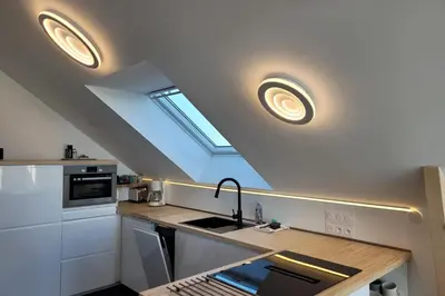 Cuisine ou kitchenette dans l'établissement Tipoz'Immo - Brise Marine 1 accès direct plage - vue mer - spot de surf - wifi inclus - linge inclus et lits faits - balcon - parking gratuit - proches des commerces