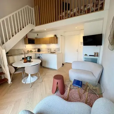 Appartement pieds dans l eau vue mer