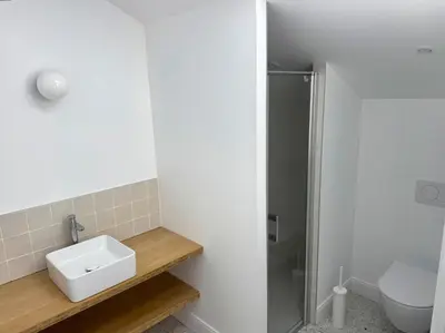 Salle de bains dans l'établissement Villa Les Embruns sea view Beg Ar Fry 10 people