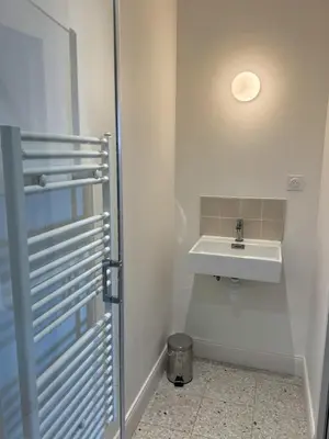 Salle de bains dans l'établissement Villa Les Embruns sea view Beg Ar Fry 10 people
